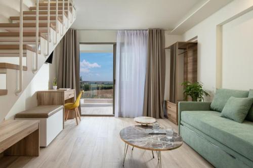 1699big_1596aetherion_suites_6